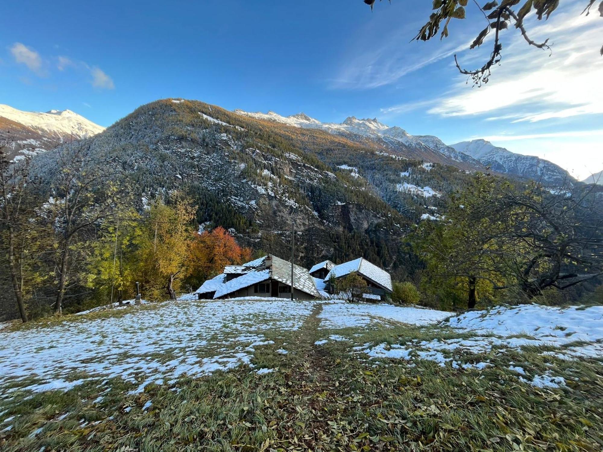 Chalet La Paz With Hotpot And Sauna Villa Torbel Exterior photo